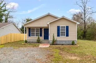 605 Denny Rd, Greensboro, NC 27405 - Photo 1