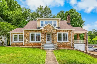 335 N Bridge Street, Jonesville, NC 28642 - Photo 1