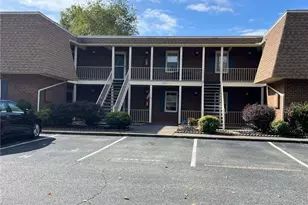 301 Windsor Manor Way, Kernersville, NC 27284 - Photo 1