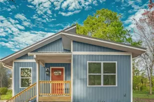 606 W Lee St, Mebane, NC 27302 - Photo 1