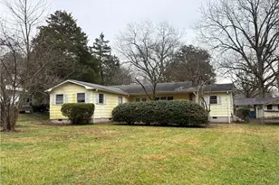 220 Dameron St, Star, NC 27356 - Photo 1