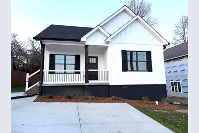 16 W Colonial Drive, Thomasville, NC 27360 - Photo 1