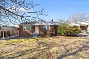 504 Walker Ave, Graham, NC 27253 - Photo 1