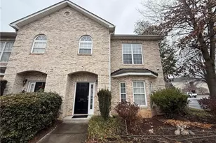 374 Summergate Dr, Winston-Salem, NC 27103 - Photo 1