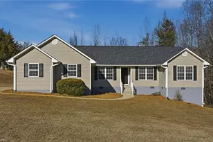 295 Hialeah Ct, Winston-Salem, NC 27103 - Photo 1