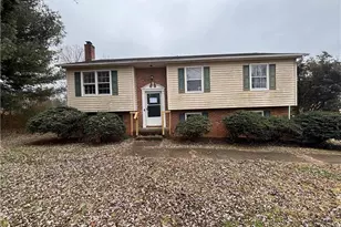 101 Hemlock Ct, King, NC 27021 - Photo 1