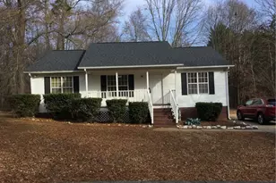 104 W Brown St, Mebane, NC 27302 - Photo 1