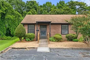 314 Westridge Dr, Yadkinville, NC 27055 - Photo 1