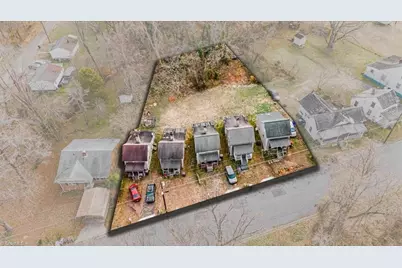 329 N Washington Avenue, Reidsville, NC 27320 - Photo 1
