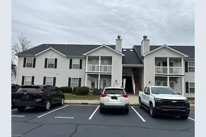 7135 Friendly Avenue W #G, Greensboro, NC 27410 - Photo 1