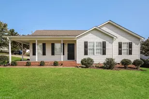 205 Bell Dr, Thomasville, NC 27360 - Photo 1
