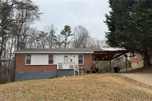 2503 Craver St, Winston-Salem, NC 27105 - Photo 1