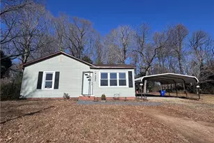 4586 Starmount Rd, Liberty, NC 27298 - Photo 1