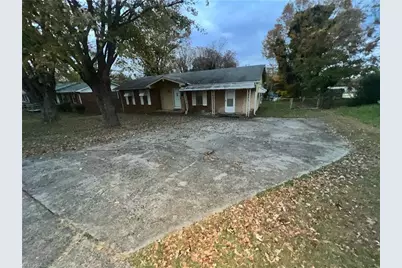 1301 Highland Avenue, Winston-Salem, NC 27101 - Photo 1