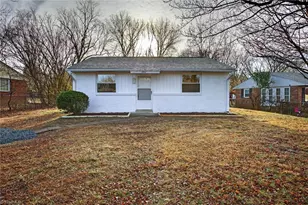 2403 Madre Pl, Greensboro, NC 27406 - Photo 1