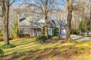 401 Poplar Creek Dr, Wilkesboro, NC 28697 - Photo 1