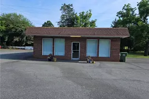 16 Talbert Blvd, Lexington, NC 27292 - Photo 1