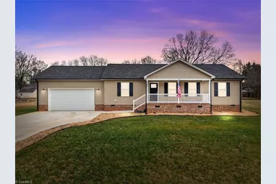 522 N Staley Street, Liberty, NC 27298 - Photo 1