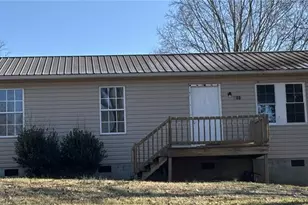 206 Hedrick St, Lexington, NC 27292 - Photo 1