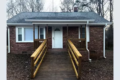 605 Nichols Street, Madison, NC 27025 - Photo 1