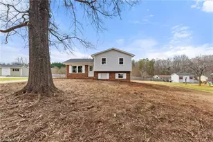 115 Robert Dr, State Road, NC 28676 - Photo 1