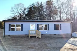 2006 Sam Gwynn Ct, Burlington, NC 27217 - Photo 1