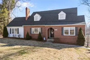 254 Hillcrest Dr, Elkin, NC 28621 - Photo 1