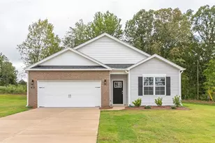 3021 Middle Creek Ln, Greensboro, NC 27405 - Photo 1