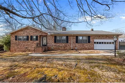 304 Irving Park Drive, Kernersville, NC 27284 - Photo 1