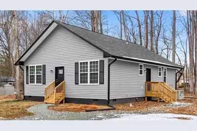 490 W Dameron Avenue, Liberty, NC 27298 - Photo 1