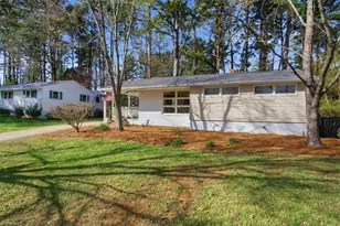 2502 Netherwood Dr, Greensboro, NC 27408 - Photo 1