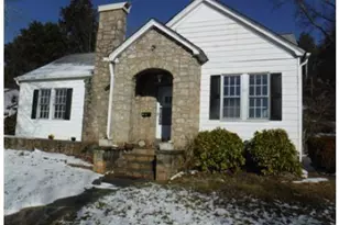 402 W Main St, Wilkesboro, NC 28697 - Photo 1