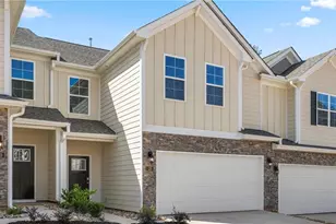 135 Briarwood Ln, Bermuda Run, NC 27006 - Photo 1