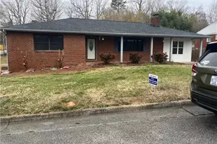 1114 Shamrock Rd, Asheboro, NC 27203 - Photo 1