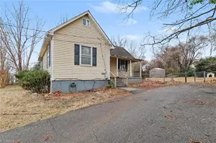 907 Watkins St, Greensboro, NC 27407 - Photo 1