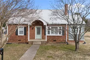 213 Guthrie St, Graham, NC 27253 - Photo 1