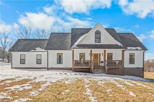 1165 Flinty Knoll Rd, Pinnacle, NC 27043 - Photo 1