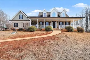 1584 Franklin Hills Ct, Randleman, NC 27317 - Photo 1
