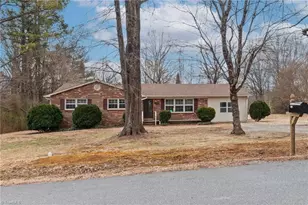 1109 Bass St, Madison, NC 27025 - Photo 1