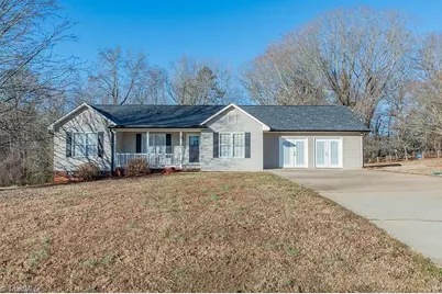 180 Foxcroft Drive, Lexington, NC 27292 - Photo 1