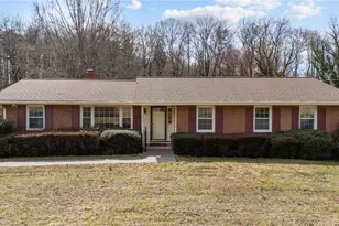 1022 Pine Knolls Rd, Kernersville, NC 27284 - Photo 1