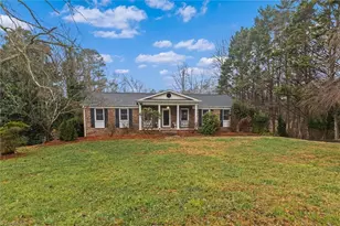 146 Foxcroft Dr, Mount Airy, NC 27030 - Photo 1