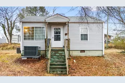 318 Mulberry Street, Reidsville, NC 27320 - Photo 1