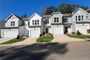 914 Lampton Ct, Jamestown, NC 27282 - Photo 1