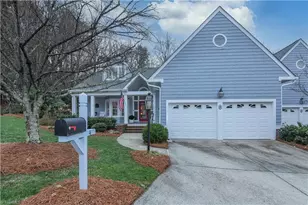4 Sommerton Ct, Greensboro, NC 27408 - Photo 1