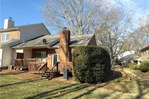 1806 Oakcrest Ct, Winston-Salem, NC 27106 - Photo 1