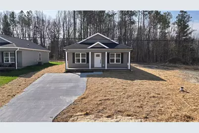 1107 Sunset Drive, Thomasville, NC 27360 - Photo 1