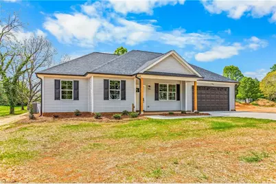 109 Hickory Street, Yadkinville, NC 27055 - Photo 1