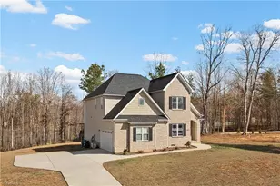 5572 Friendship Glen Dr, Browns Summit, NC 27214 - Photo 1