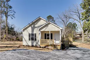 604 Oliver St, Ramseur, NC 27316 - Photo 1